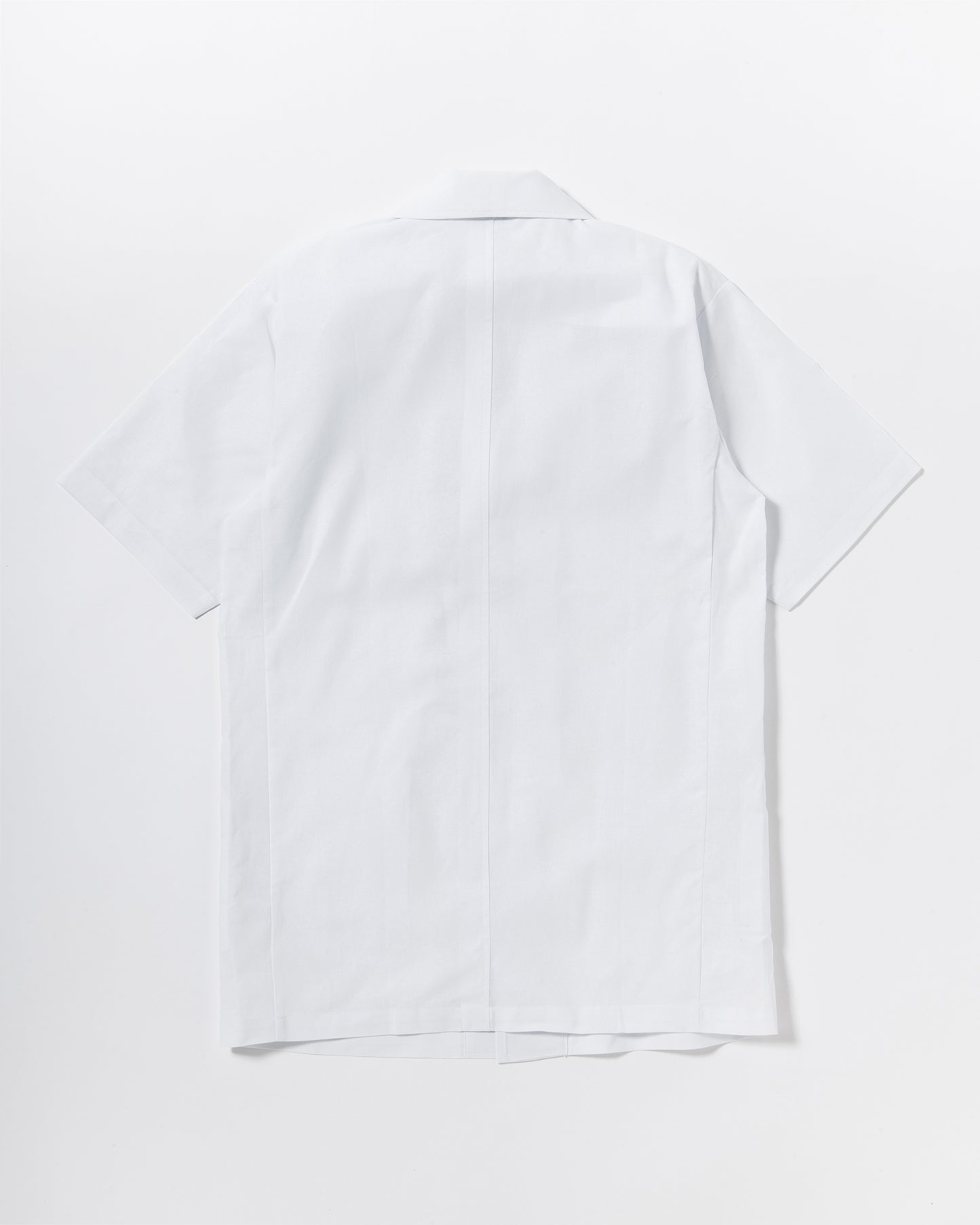 半袖襟付き白衣