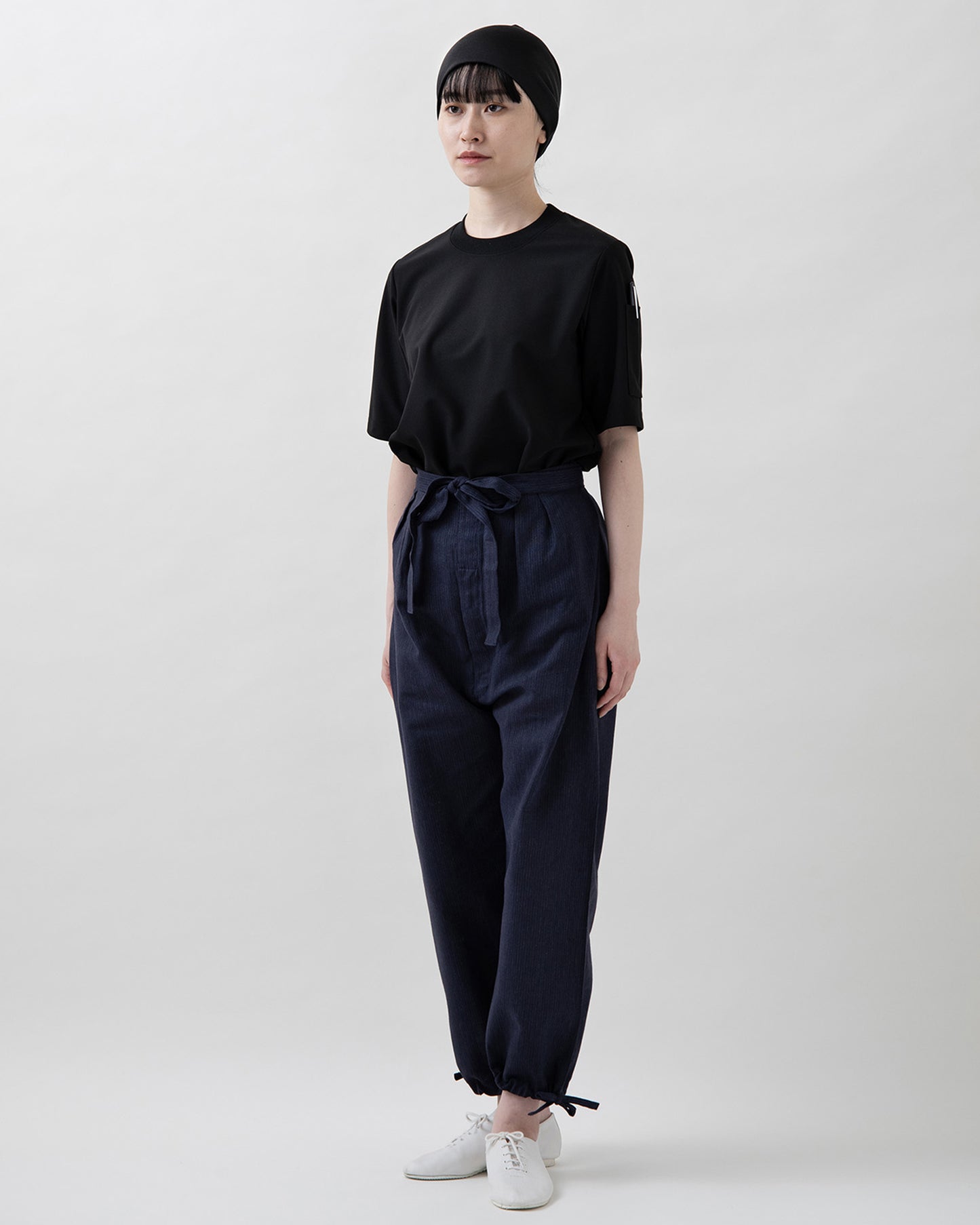 クルーネック半袖ニットシャツ