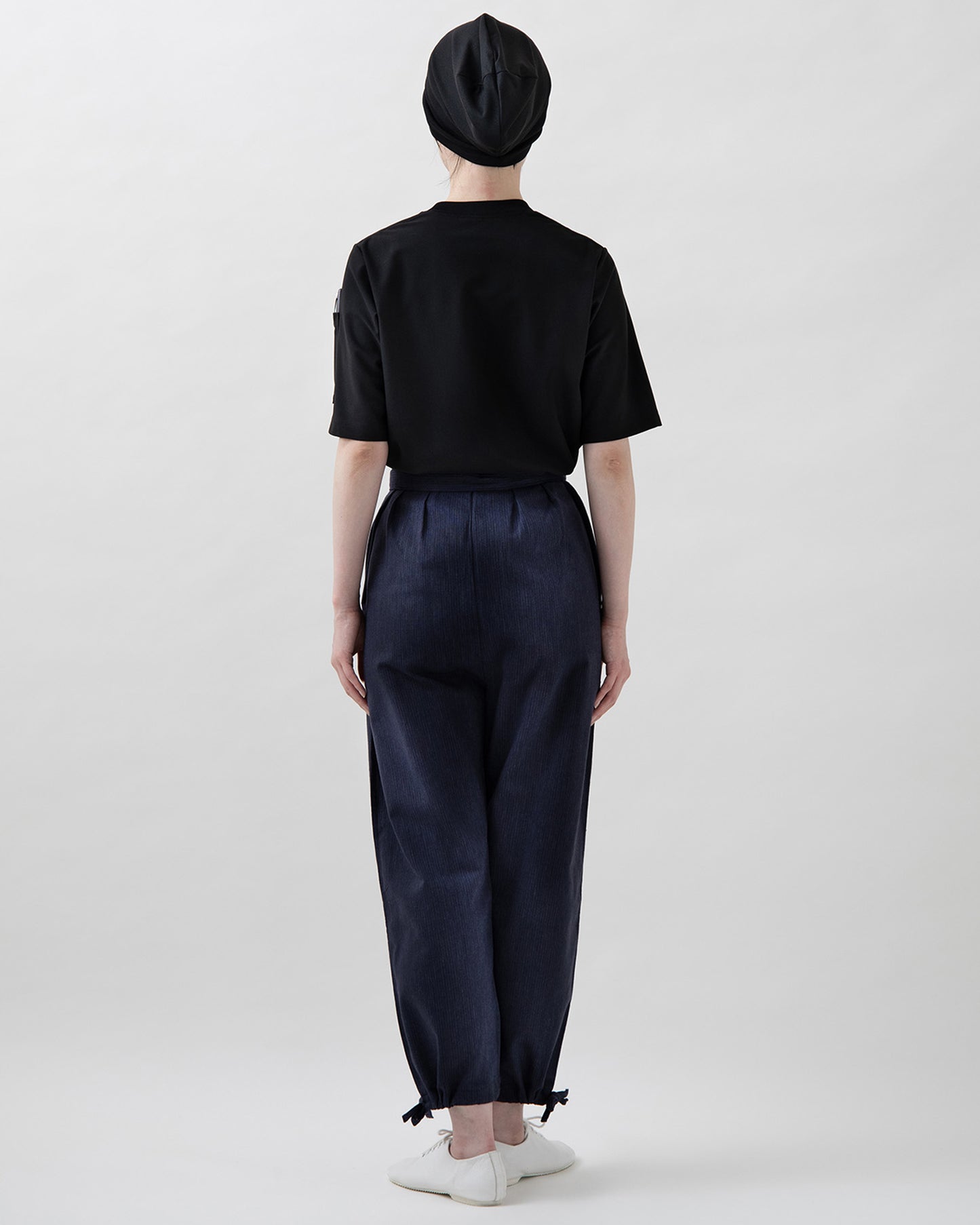 クルーネック半袖ニットシャツ