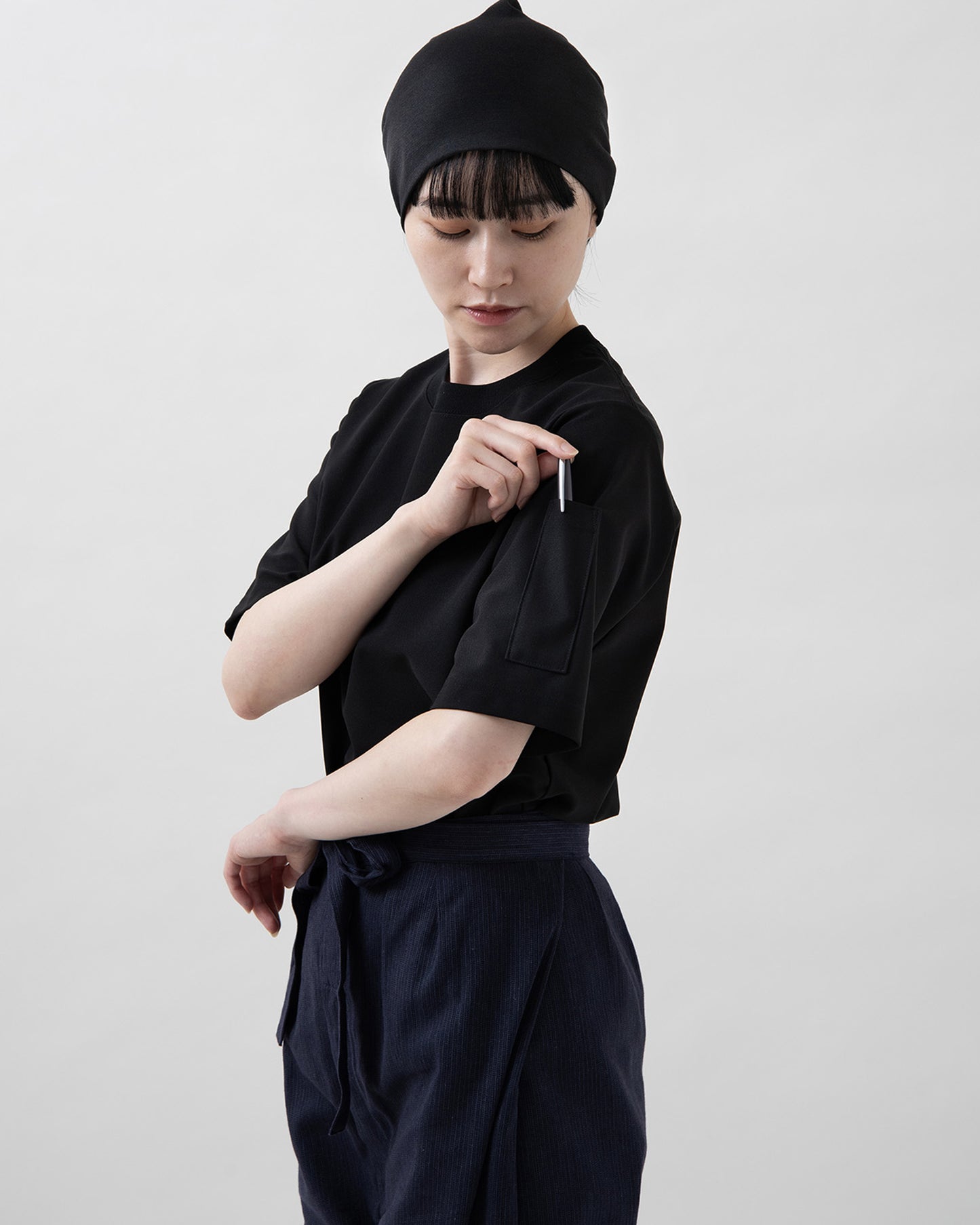 クルーネック半袖ニットシャツ