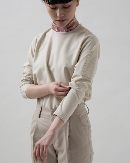 クルーネック長袖ニットシャツ