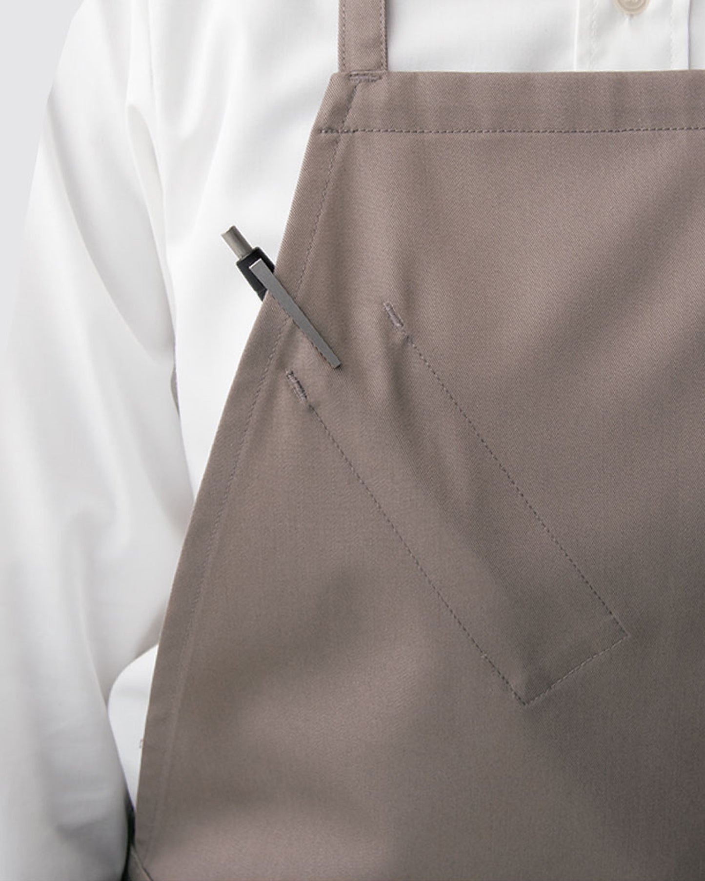 胸付きエプロン