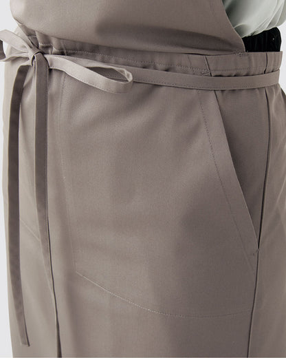 胸付きエプロン