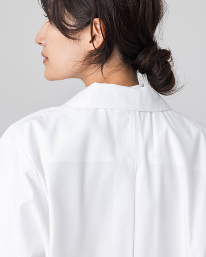 長袖襟付き白衣