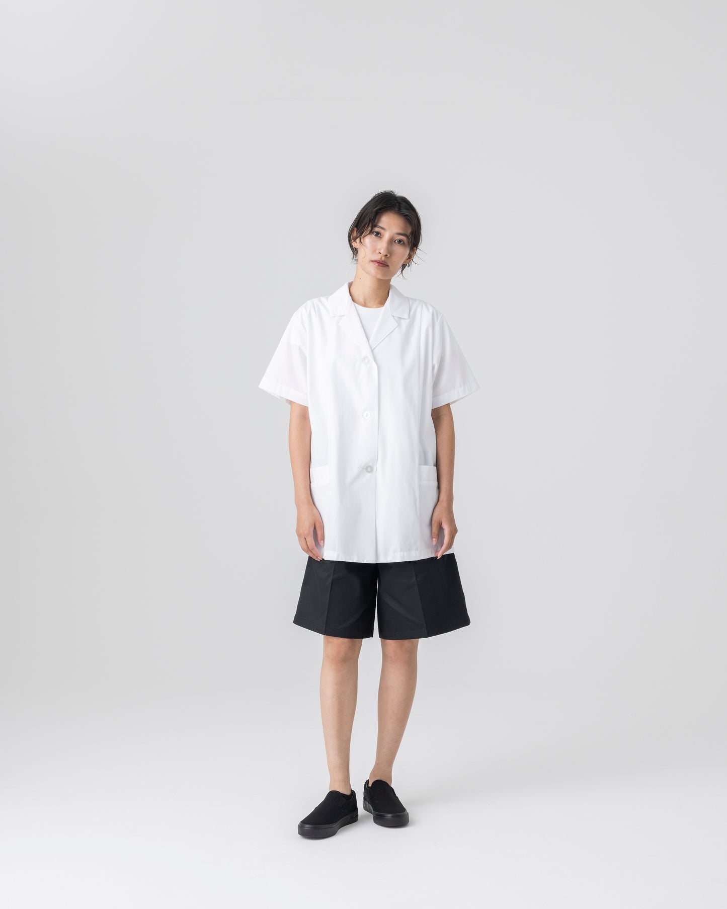 半袖襟付き白衣