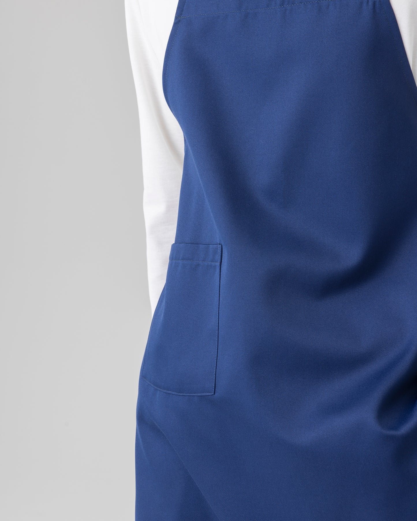 胸付きエプロン