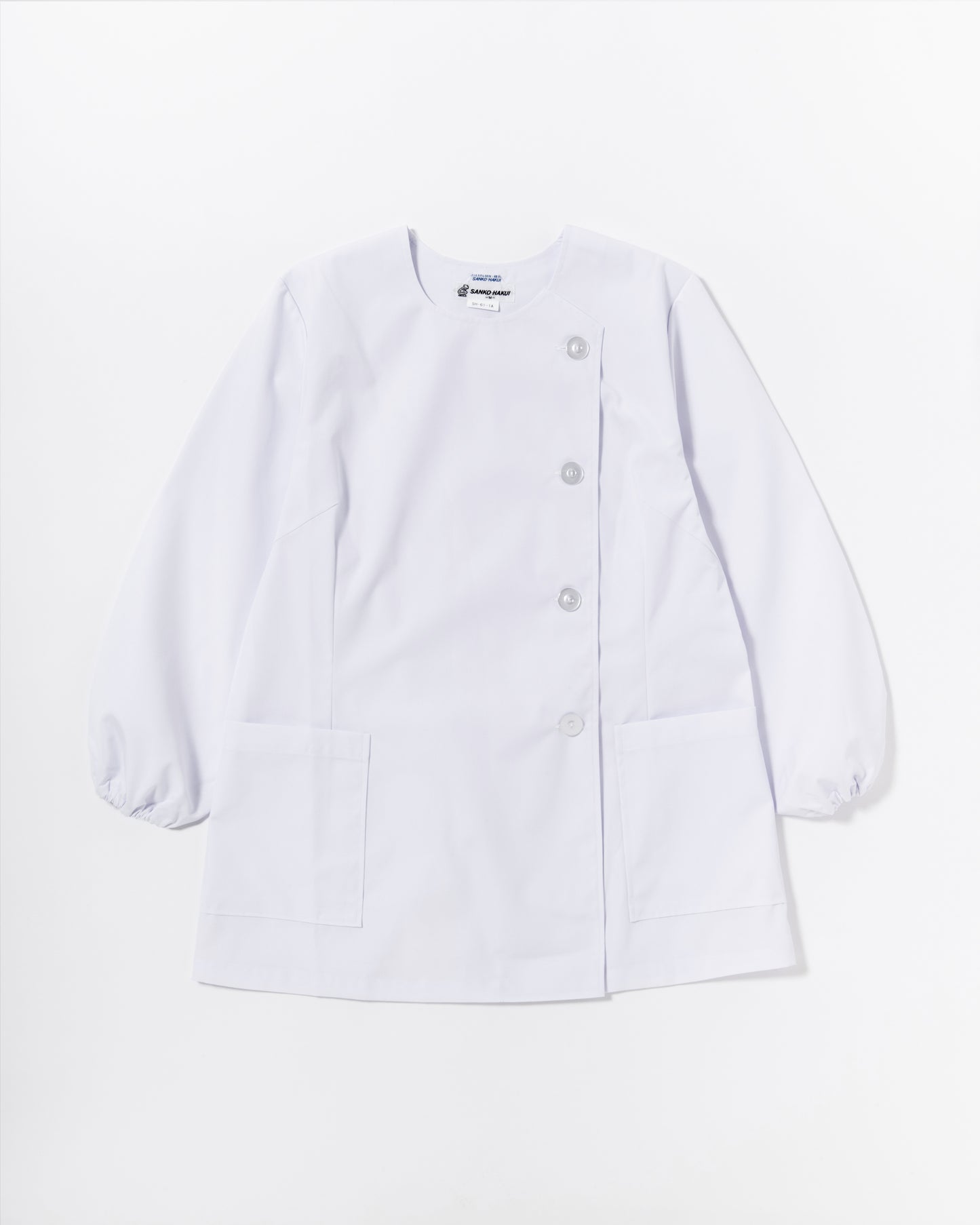 長袖丸首白衣